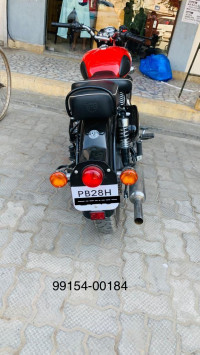 Royal Enfield Classic 350 Redditch Red