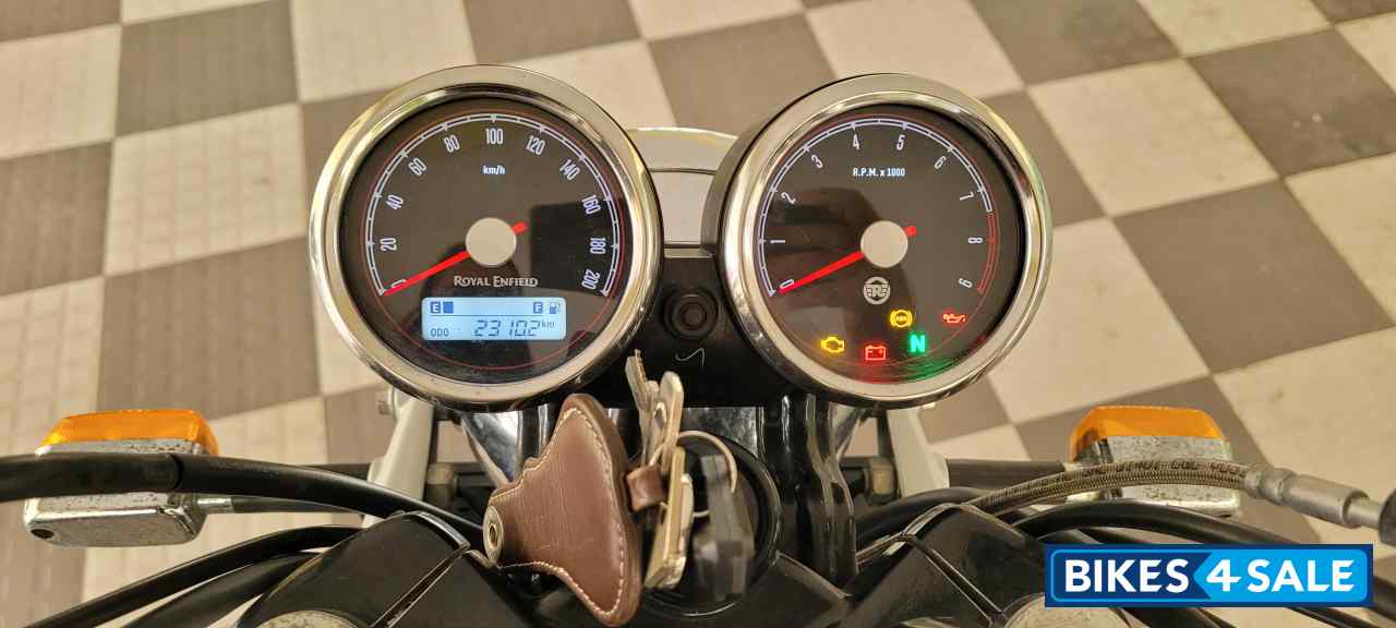 Silver Royal Enfield Interceptor 650 Twin