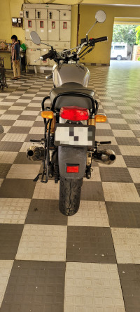 Silver Royal Enfield Interceptor 650 Twin