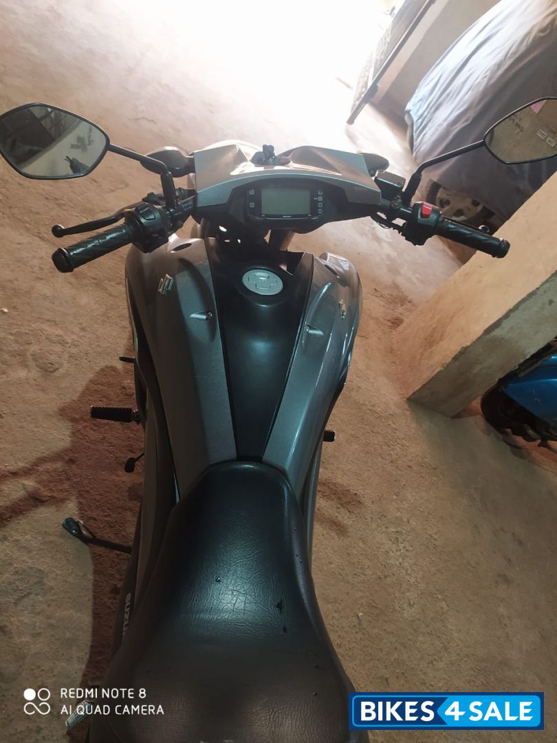 Grey Suzuki Intruder 150