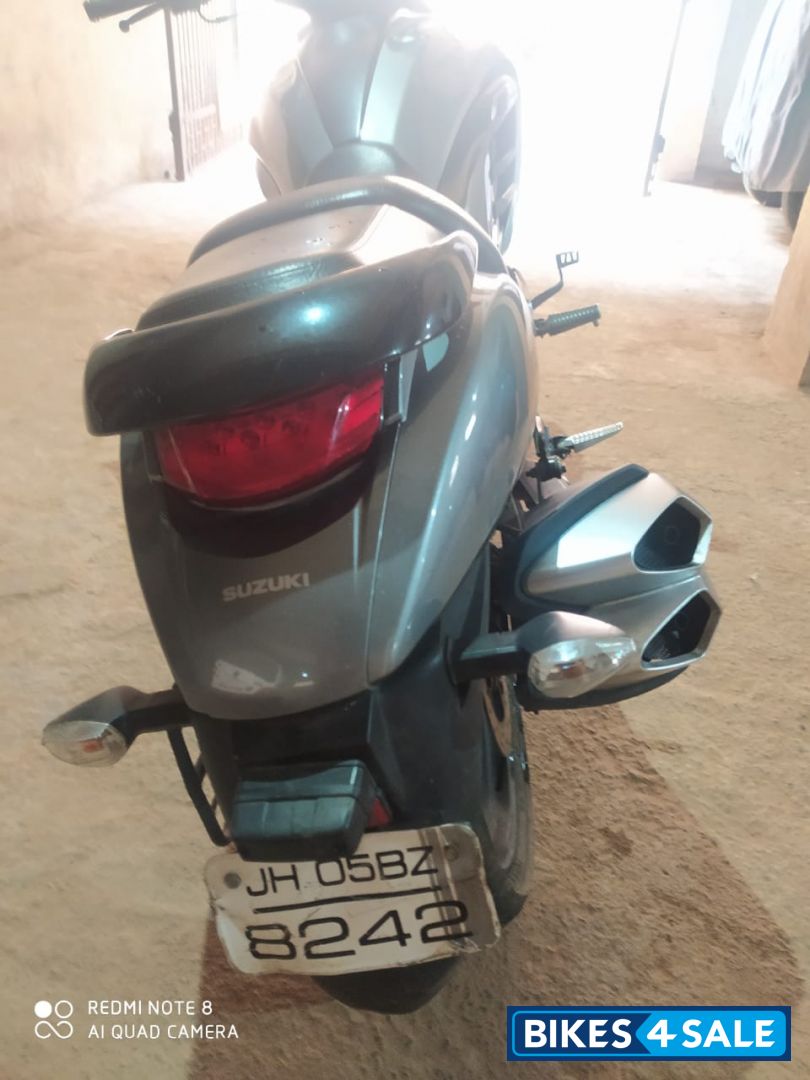 Grey Suzuki Intruder 150