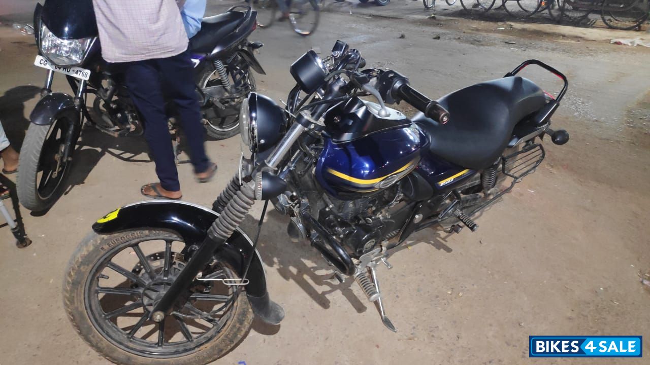 Bajaj Avenger Street 150