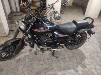 Bajaj Avenger Street 220