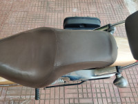 Gold Bajaj Avenger Cruise 220