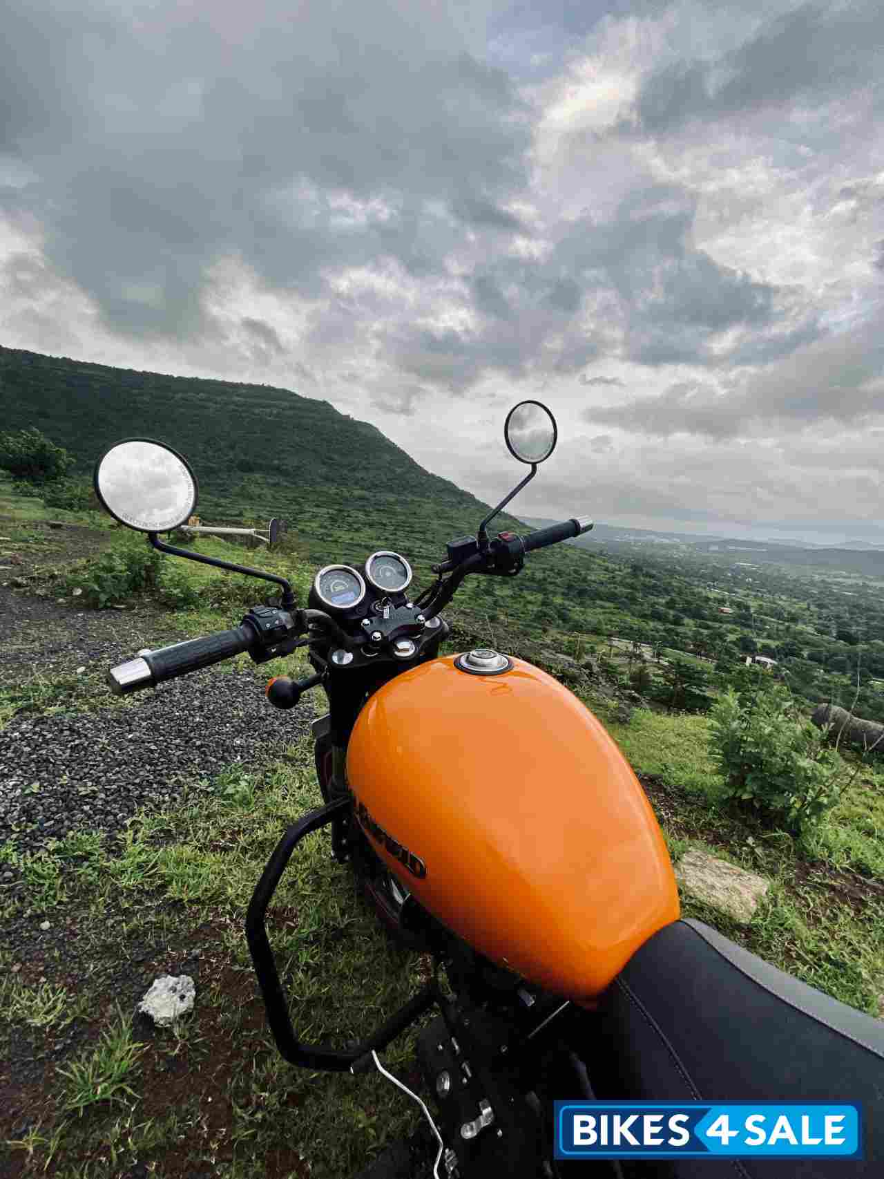 Royal Enfield Thunderbird X 500