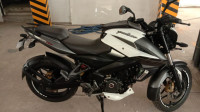 Bajaj Pulsar 200 NS ABS