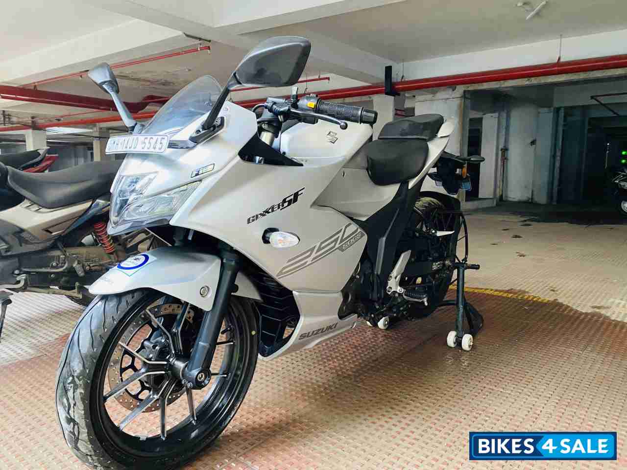 Suzuki Gixxer SF 250 BS6