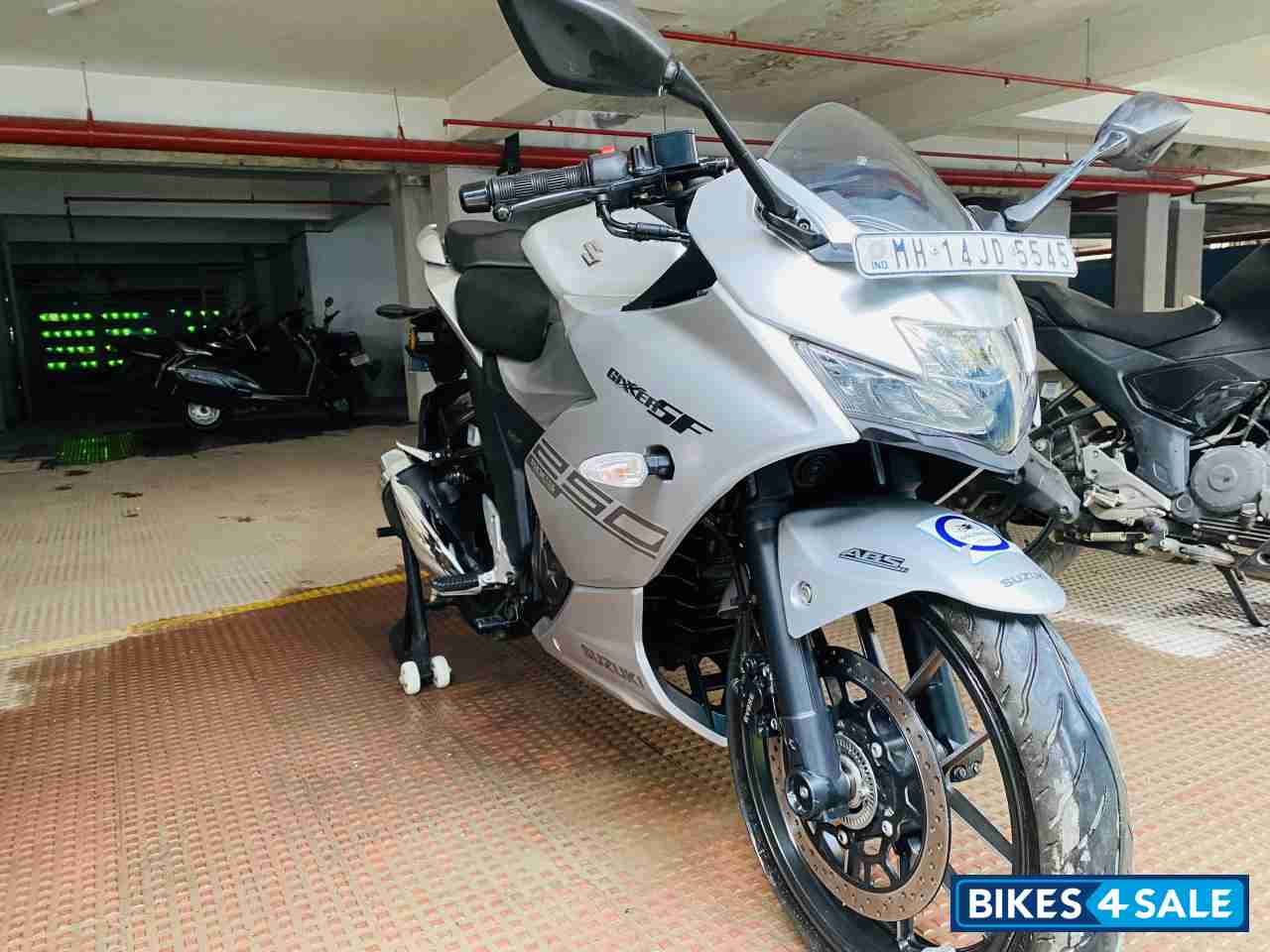 Suzuki Gixxer SF 250 BS6