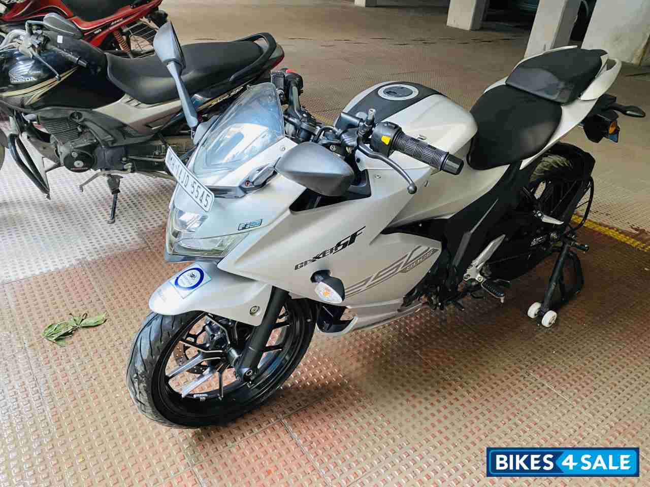 Suzuki Gixxer SF 250 BS6