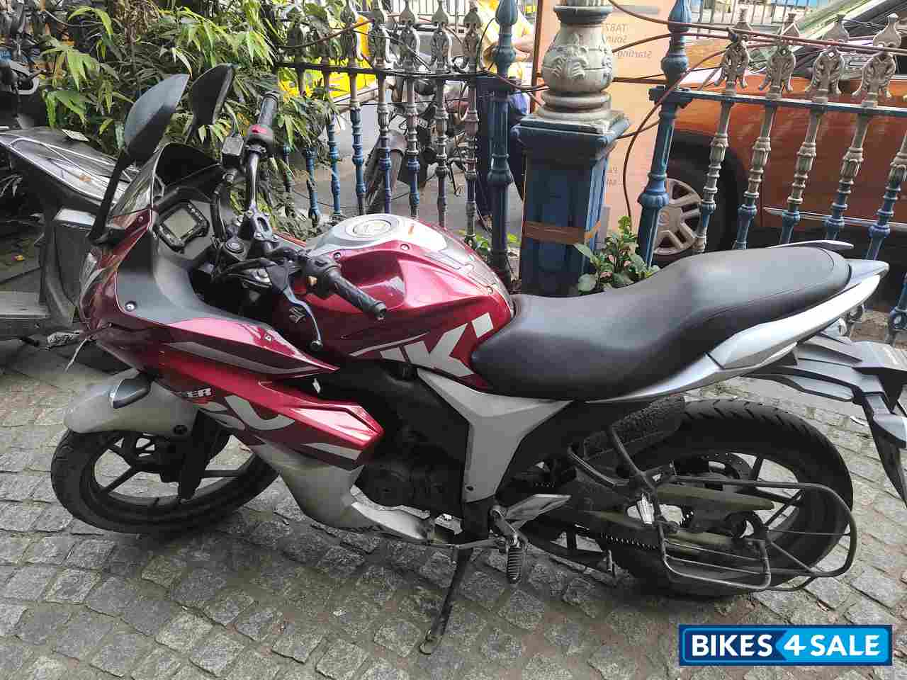 Suzuki Gixxer ABS