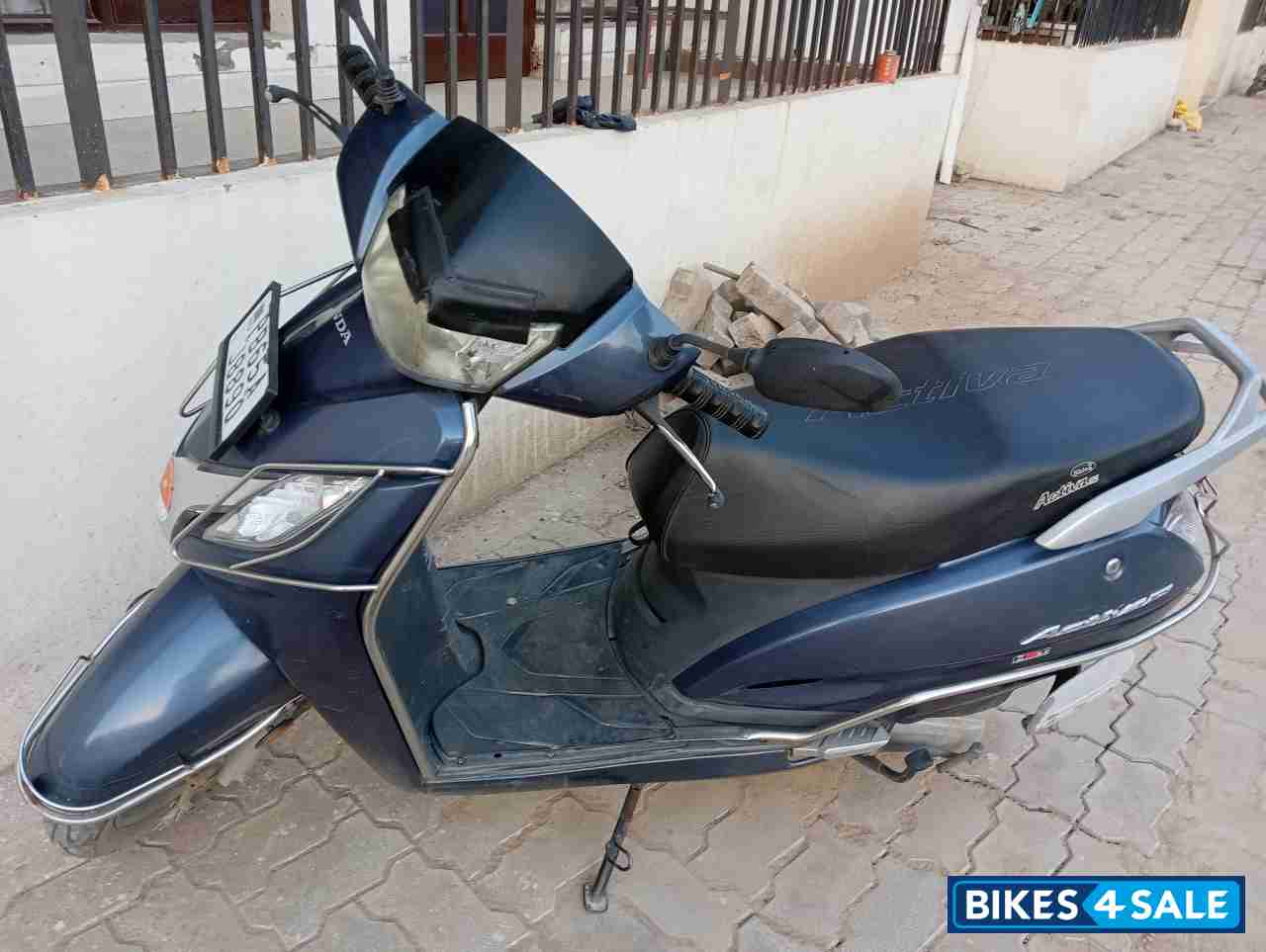 Grey Honda Activa 125