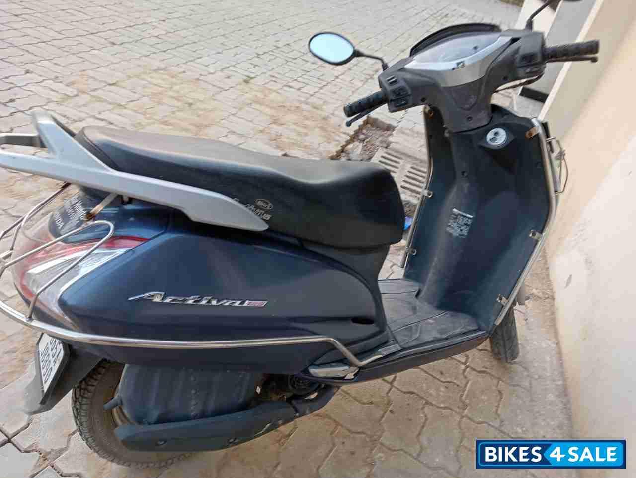 Grey Honda Activa 125