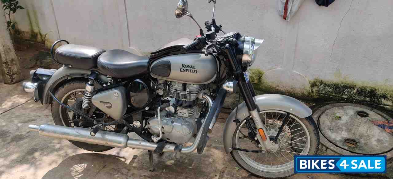 Royal Enfield Classic Gunmetal Grey