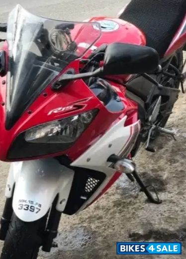 Yamaha YZF R15 S