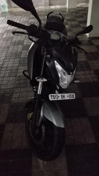 Black Bajaj Pulsar 200 NS