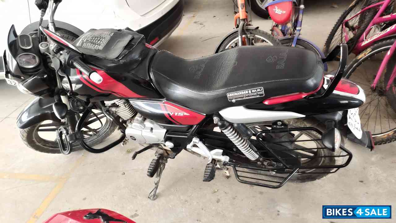 Bajaj V15 Bajaj V15