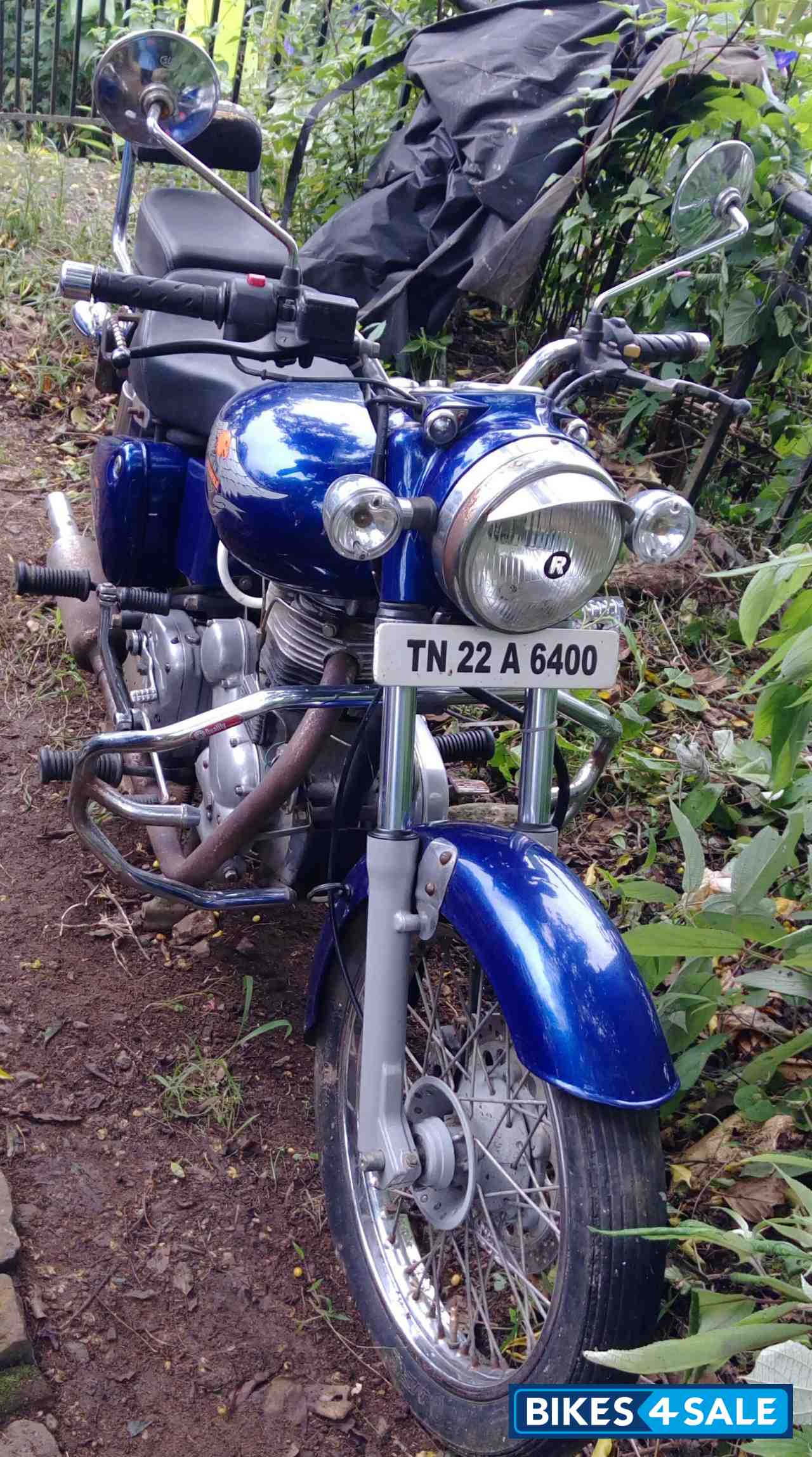 Blue Royal Enfield Bullet 350