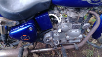 Blue Royal Enfield Bullet 350