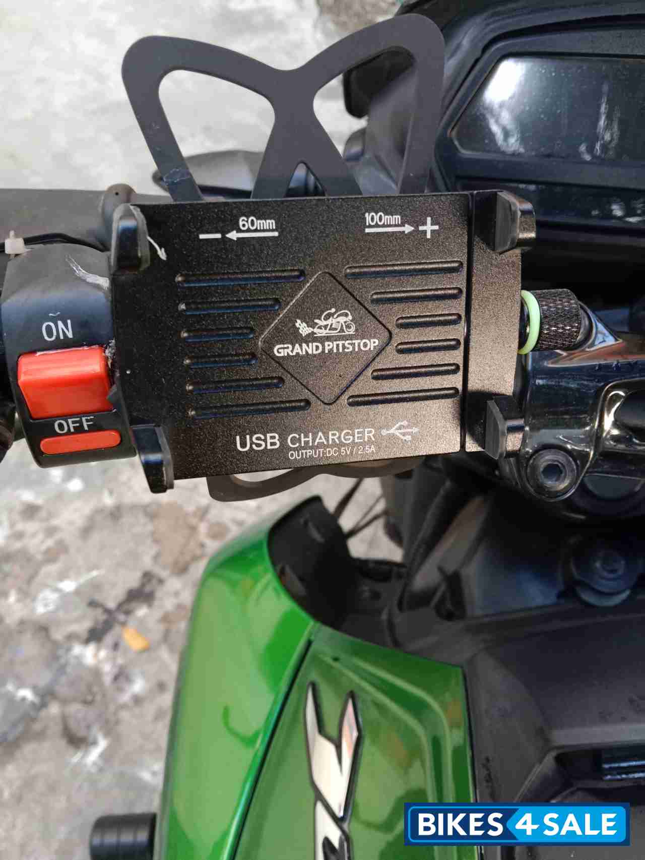 Green Bajaj Dominar 400 ABS BS6