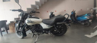 Bajaj Avenger 2018 Model