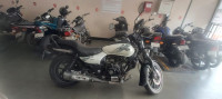 Bajaj Avenger