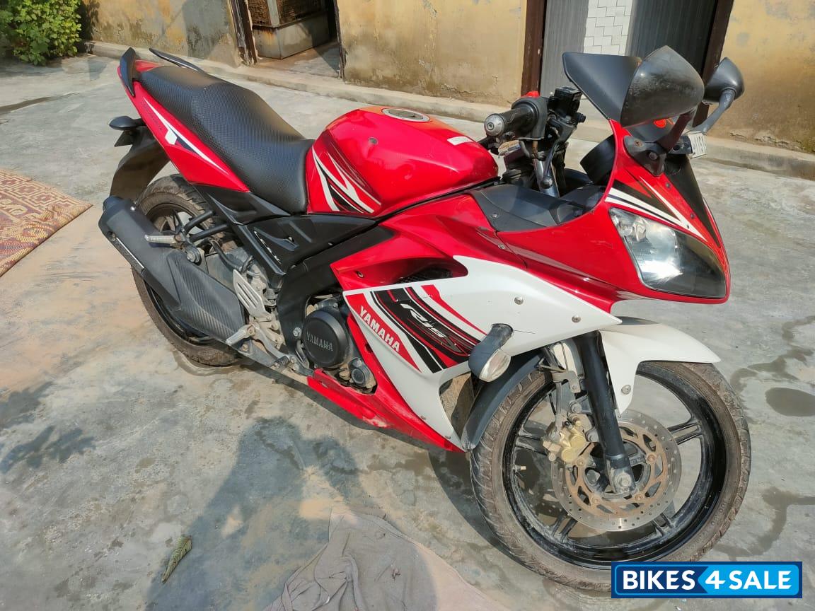 Red Yamaha YZF R15 S