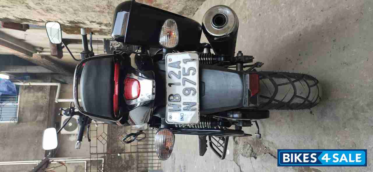 Ebony Black Bajaj V15