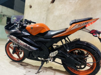 Yamaha YZF R15 V2