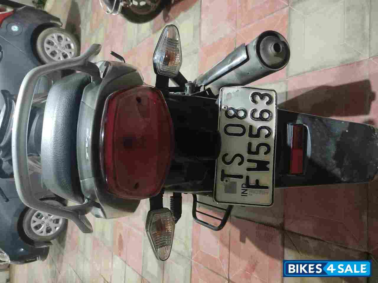 Grey TVS Star City Plus