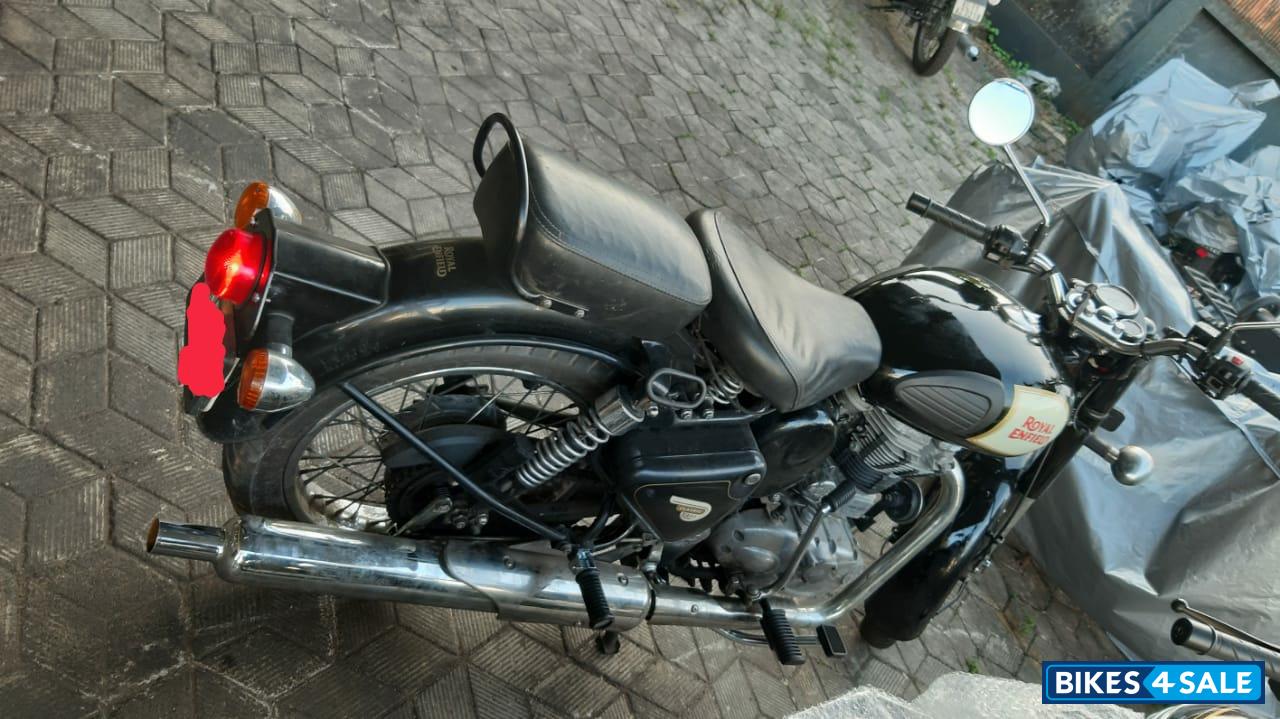 Black Royal Enfield Classic 350 BS VI Black Royal Enfield Classic 350 BS VI
