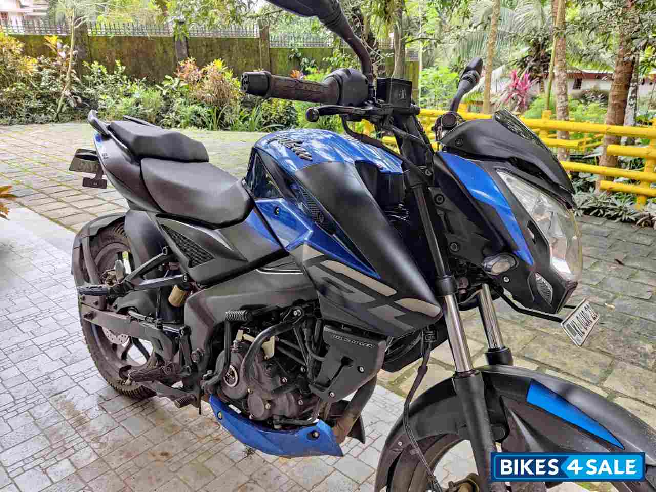 Bajaj Pulsar NS 160