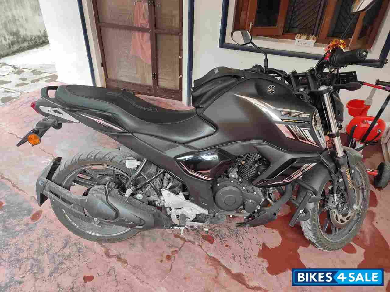 Dark Knight Yamaha FZ-S FI V3 BS6