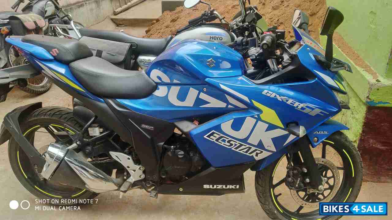 Blue Motogp Suzuki Gixxer SF Moto GP