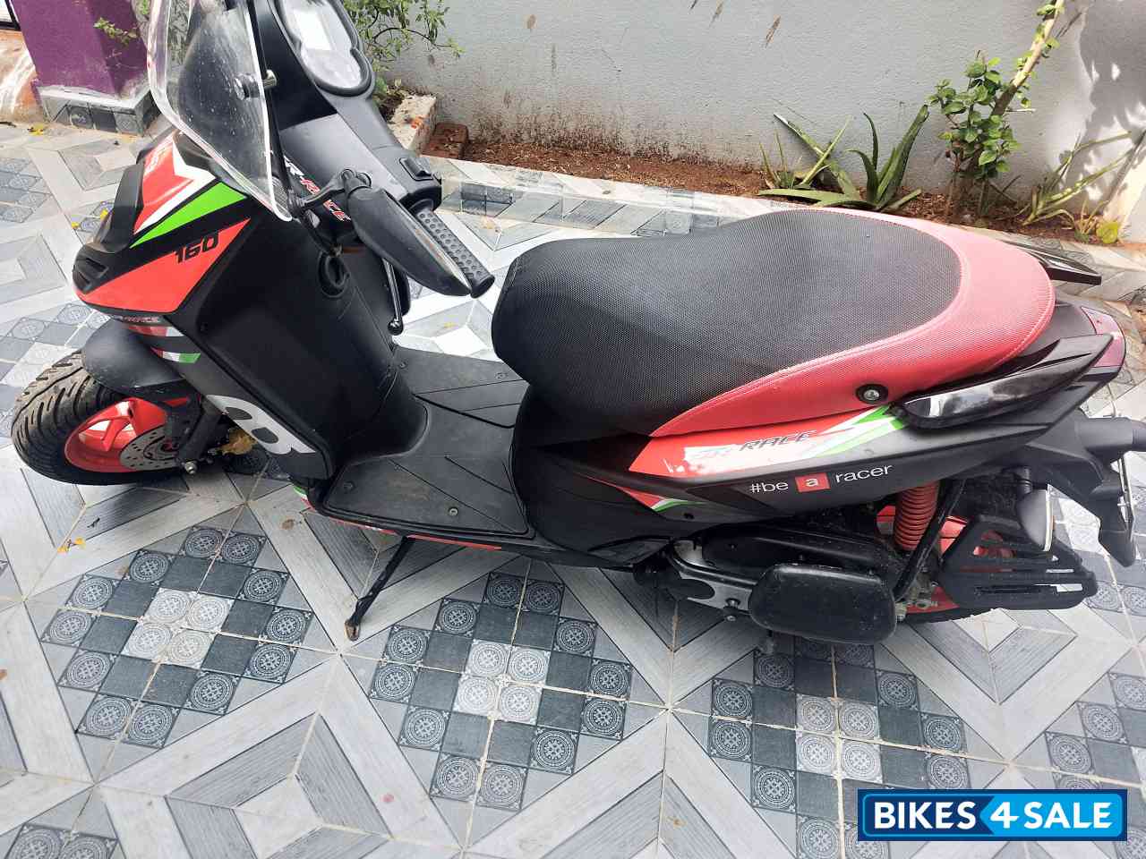 Race Aprilia SR 160 Race ABS Race Aprilia SR 160 Race ABS