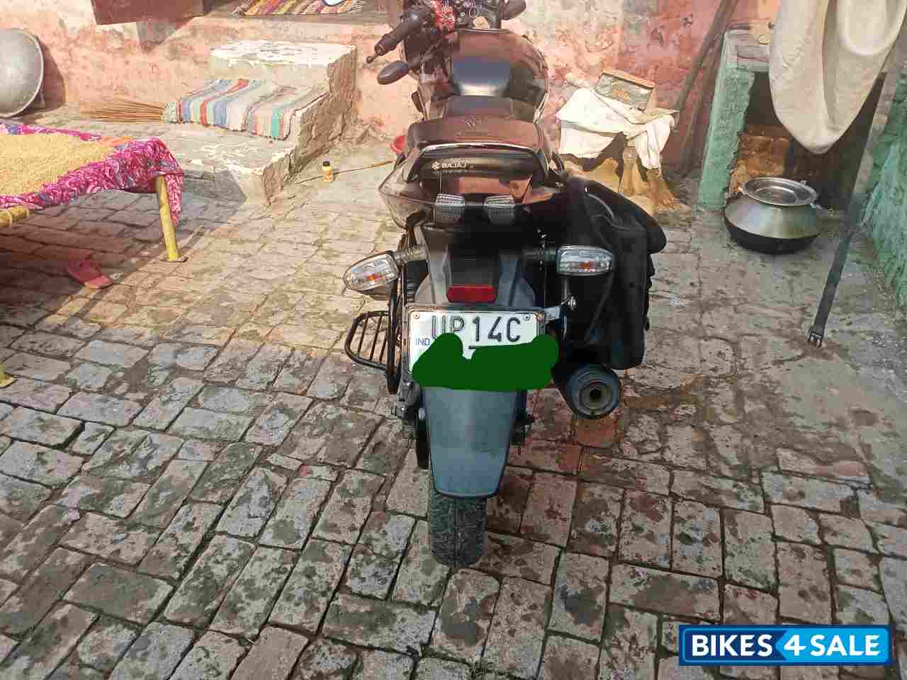 Midnight Black Bajaj Pulsar 150 DTSi