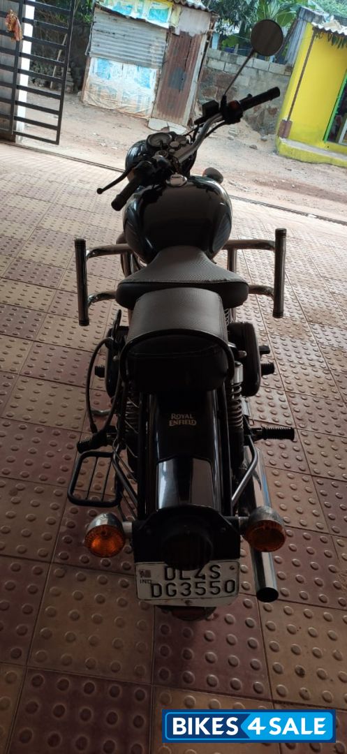 Black Royal Enfield Classic 350