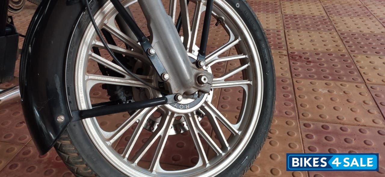 Black Royal Enfield Classic 350