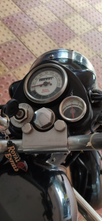 Black Royal Enfield Classic 350