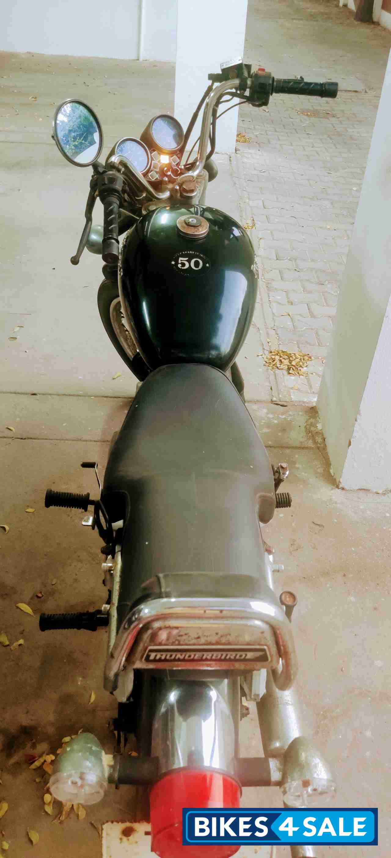 Royal Enfield Thunderbird 350 Royal Enfield Thunderbird 350