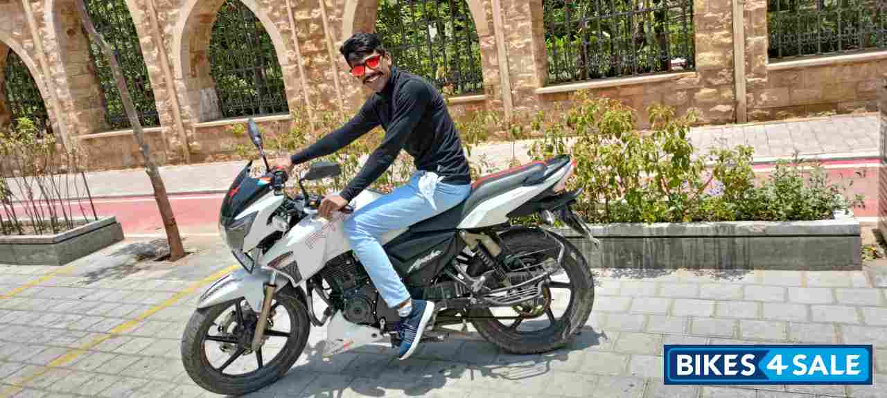 TVS Apache RTR 180 ABS