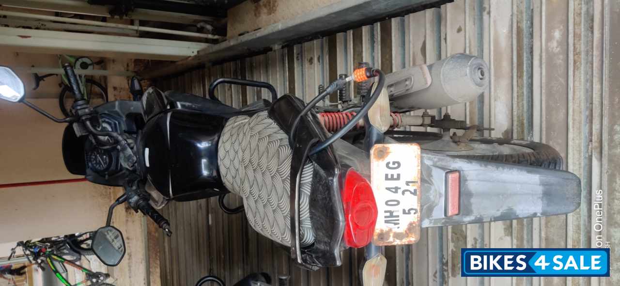 Metallic Grey Honda CBF Stunner