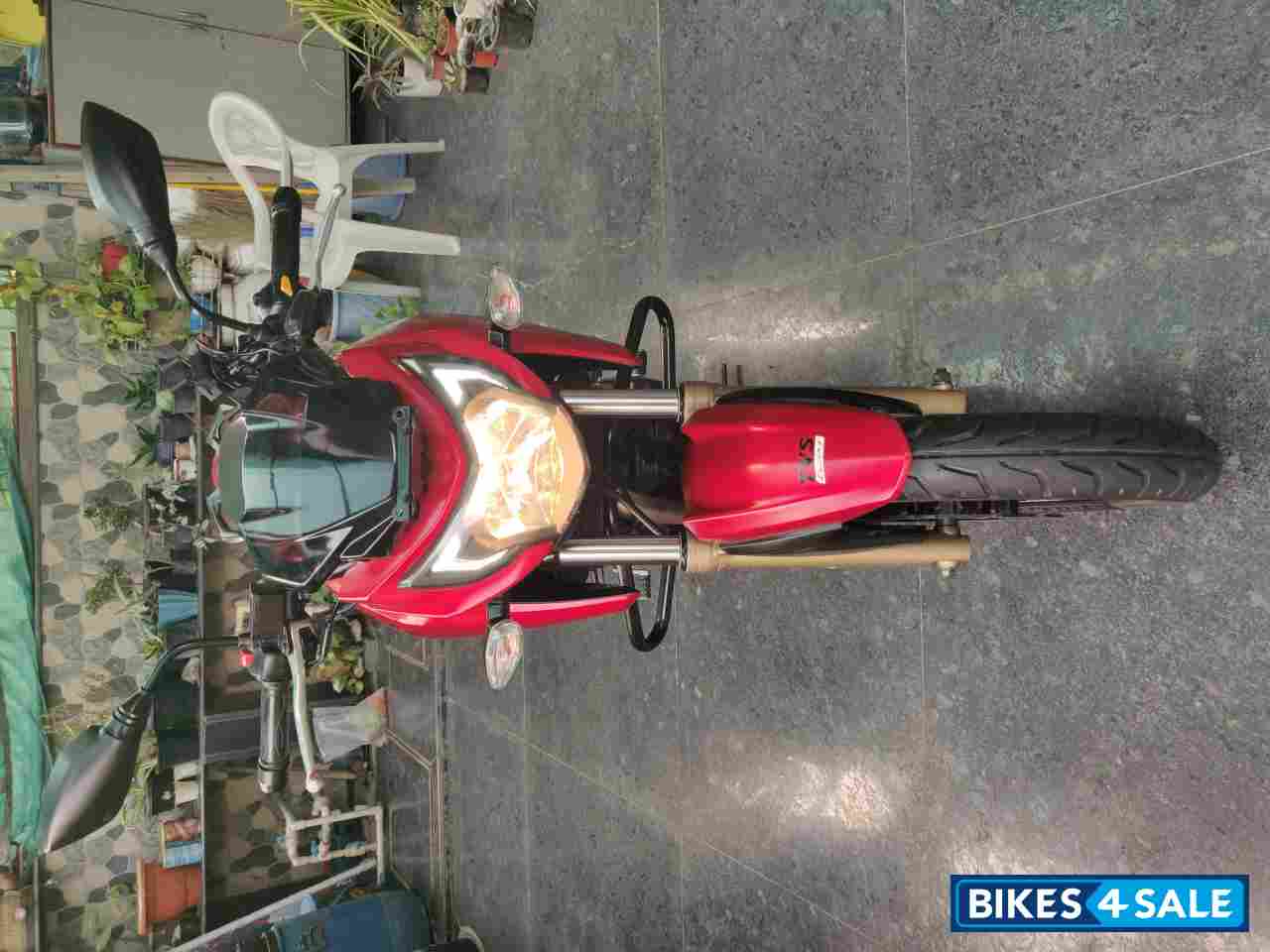 Syrah Red TVS Apache RTR 200 4V