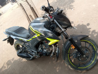 Honda CB Hornet 160R