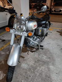 Silver Royal Enfield Classic 350