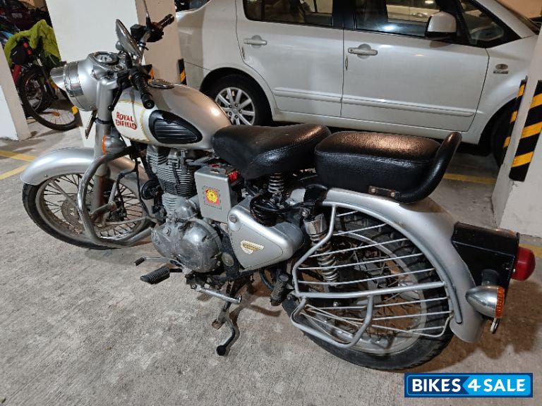 Silver Royal Enfield Classic 350