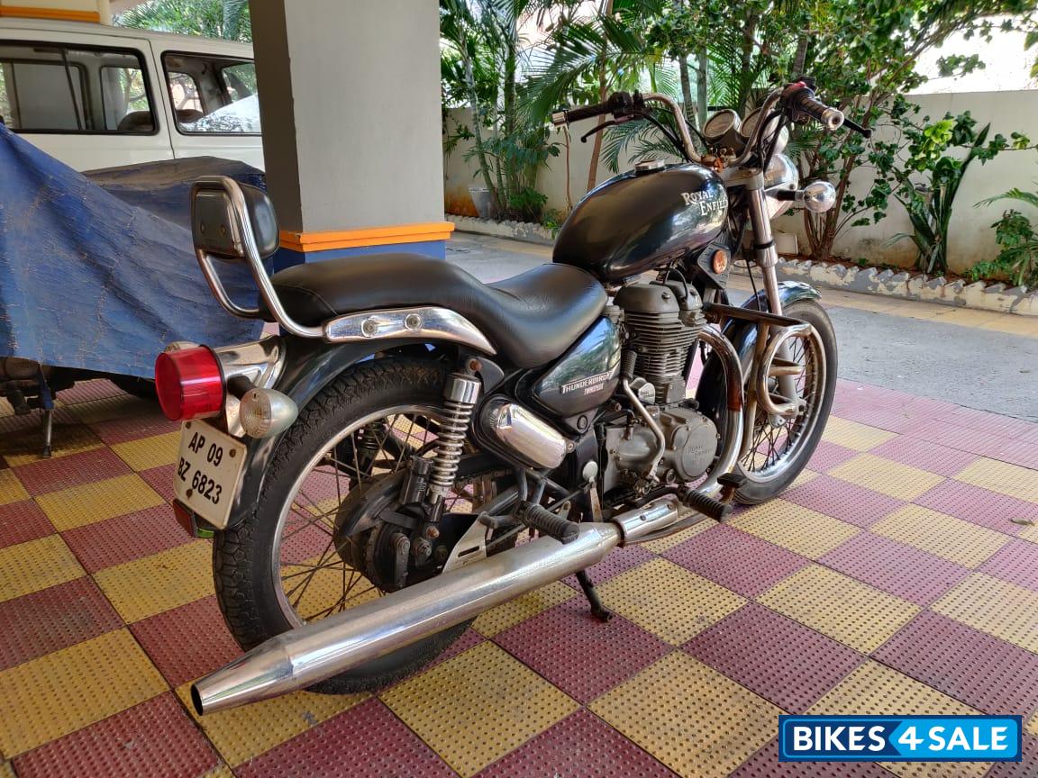 Black Royal Enfield Thunderbird TwinSpark 350