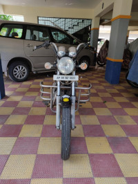 Black Royal Enfield Thunderbird TwinSpark 350