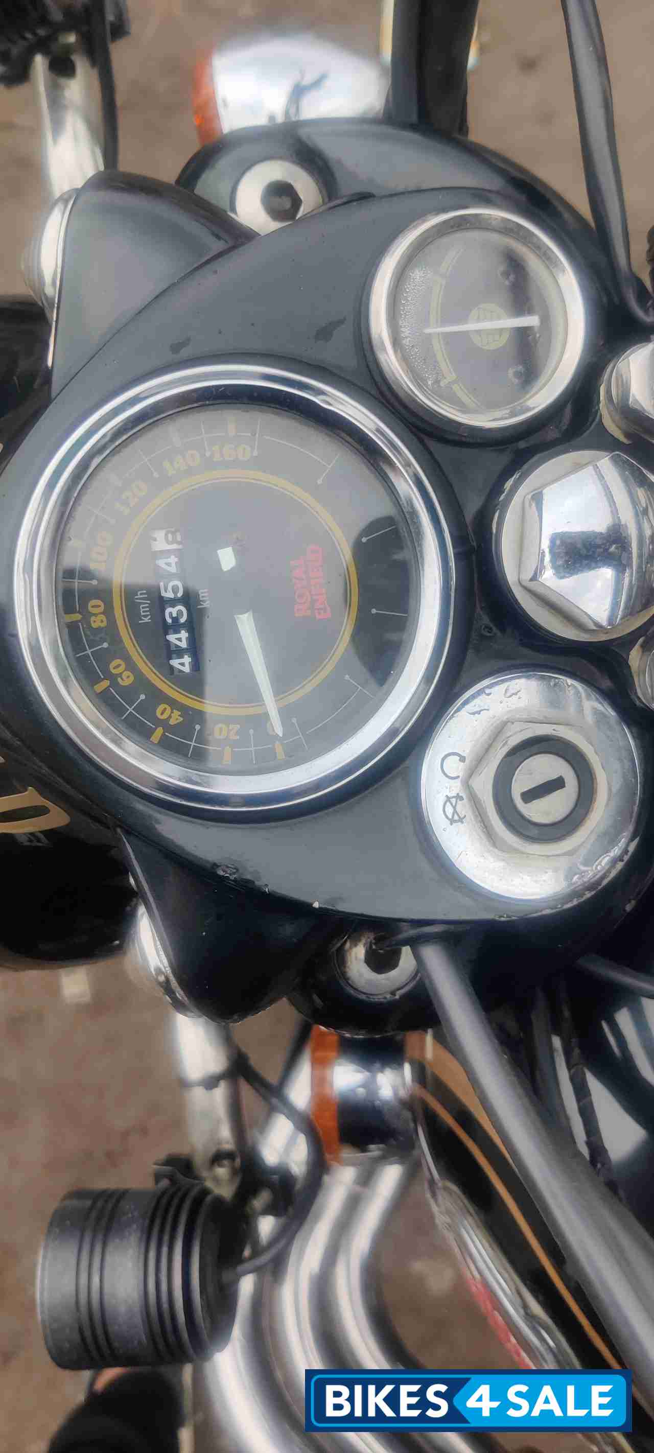 Royal Enfield Classic 350