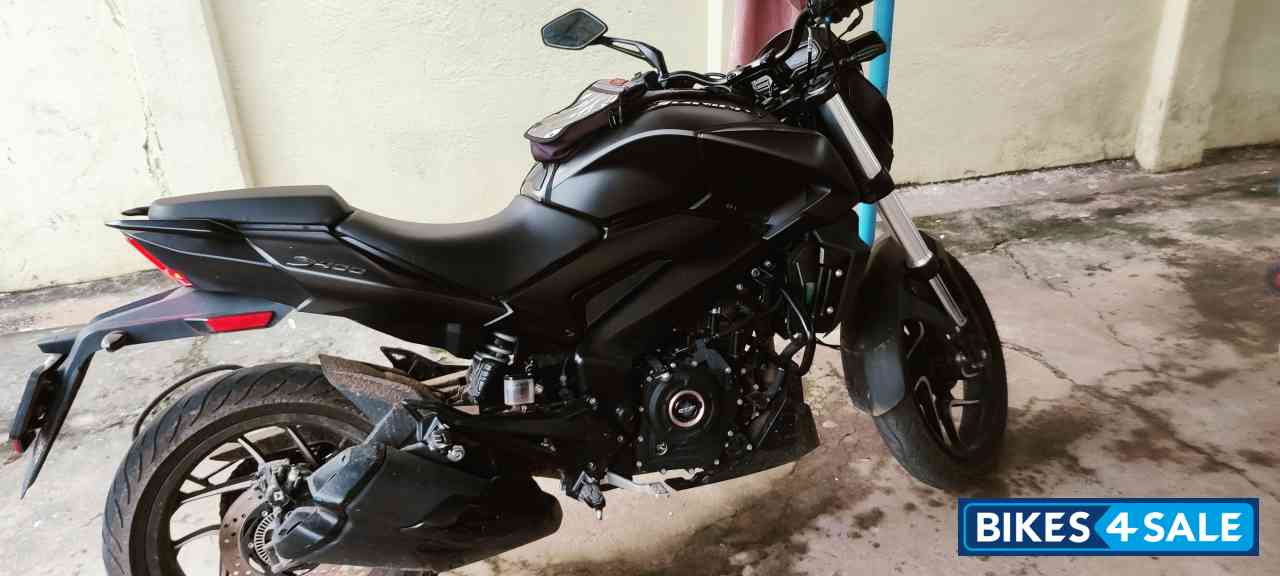 Black Bajaj Dominar 400 ABS BS6 Black Bajaj Dominar 400 ABS BS6