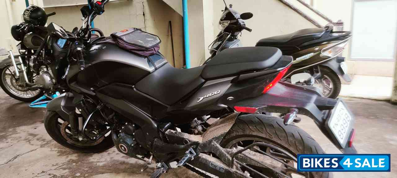 Black Bajaj Dominar 400 ABS BS6 Black Bajaj Dominar 400 ABS BS6
